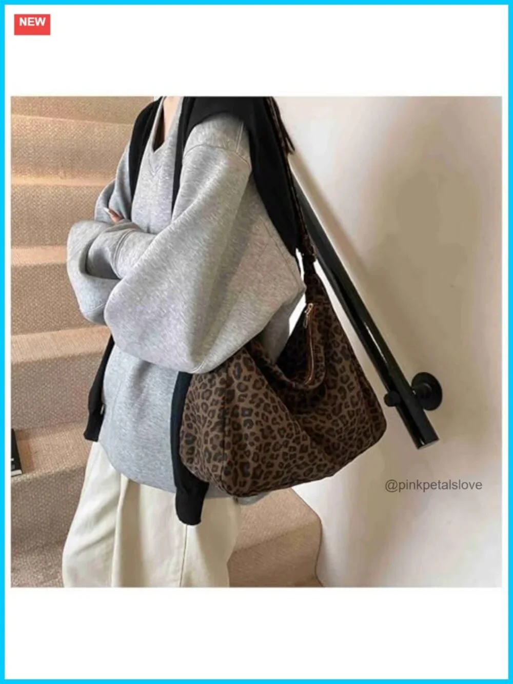 Canvas Hobo Shoulder Bag with Zipper, Trendy Animal Print Tote, Lightweight